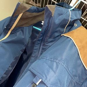 Raincoat / work coat Size medium fits like large